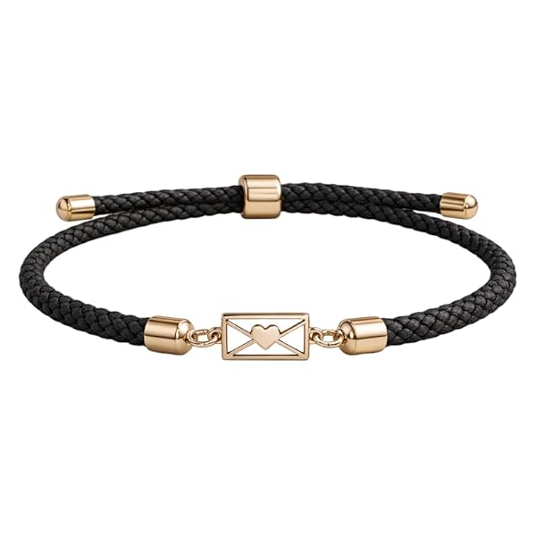 Bracelet – or 18 carats – 0.27 gr – cordon tressé noir, une enveloppe cachetée avec un sceau en forme de cœur – Valeur refuge – Idée cadeau – poinçon 750 – Certificat d’authenticité – Salia Gold Paris
