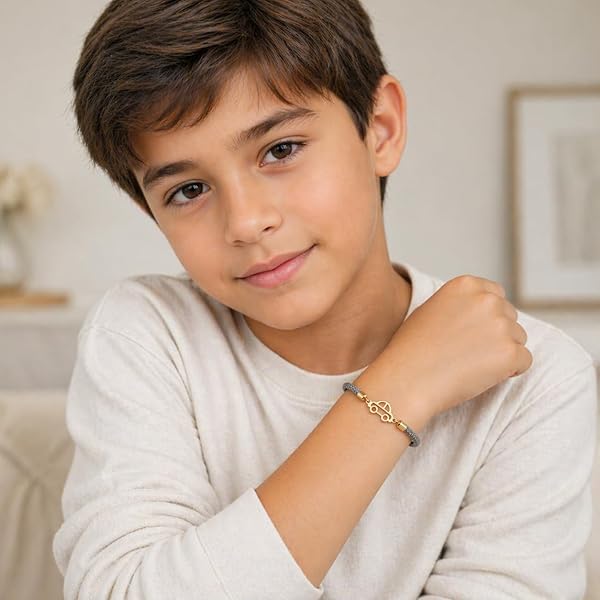 Bracelet – or 18 carats – 0.25 gr – Voiture vintage iconique – Valeur refuge – Idée cadeau – poinçon 750 – Certificat d’authenticité – Salia Gold Paris - Image 3