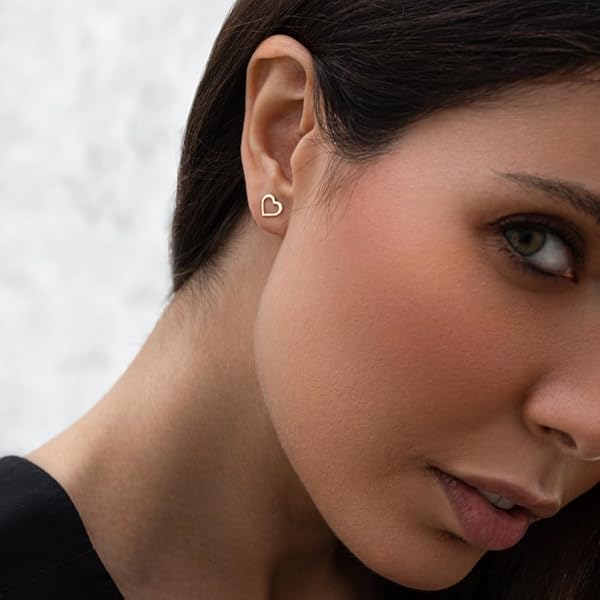 Boucles d’oreilles Bouton pressoir Femme – or 18 carats – 0.69 gr – design boucles cœur discrètes, élégante – Valeur refuge – Idée cadeau – poinçon 750 – Certificat d’authenticité – Salia Gold Paris - Image 3