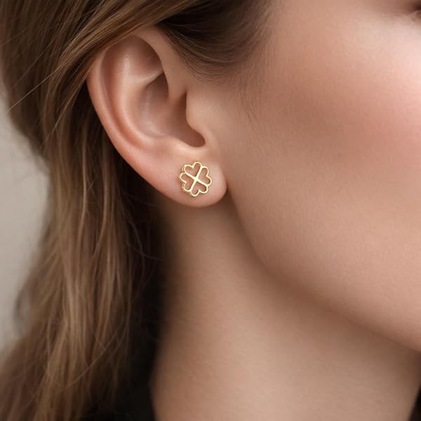 Boucles d’oreilles Bouton pressoir – or 18 carats – 0.74 gr – design fleur quatre cœurs délicats – Valeur refuge – Idée cadeau – poinçon 750 – Certificat d’authenticité – Salia Gold Paris - Image 3