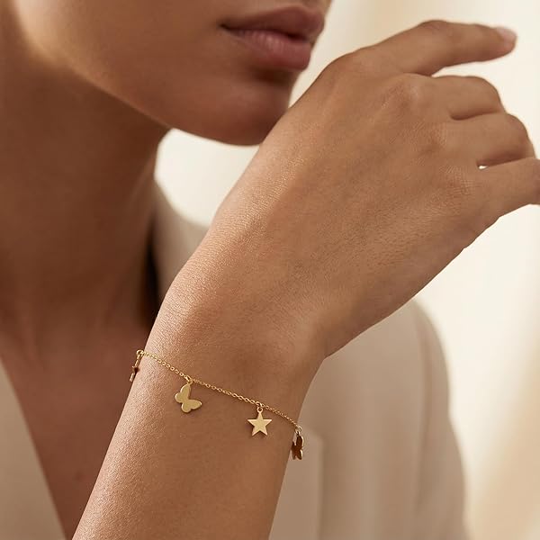 Bracelet Femme – or 18 carats – 1.73 gr – design fin et élégant avec pendentifs papillon & étoile – Valeur refuge – Idée cadeau – poinçon 750 – Certificat d’authenticité – Salia Gold Paris - Image 3
