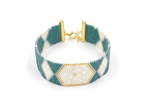 Bracelet – or 18 carats – 0.02 gr – bracelet tissé perles Miyuki et gousset or facetté central – Valeur refuge – Cadeau – poinçon 750 – Certificat d’authenticité – Salia Gold Paris