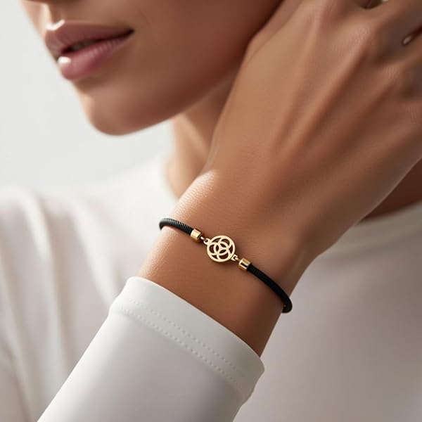 Bracelet – or 18 carats – 0.26 gr – motif floral ajouré, élégance – Valeur refuge – Idée cadeau – poinçon 750 – Certificat d’authenticité – Salia Gold Paris - Image 3