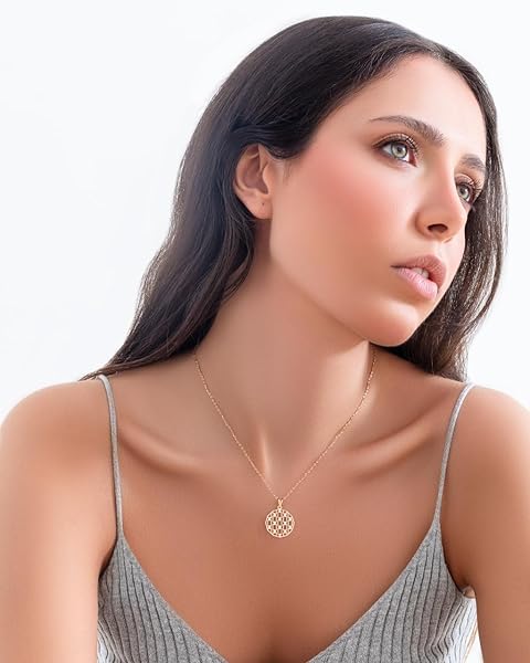 18K Gold Necklace — Dodecagon with Interlaced Chains - Image 2