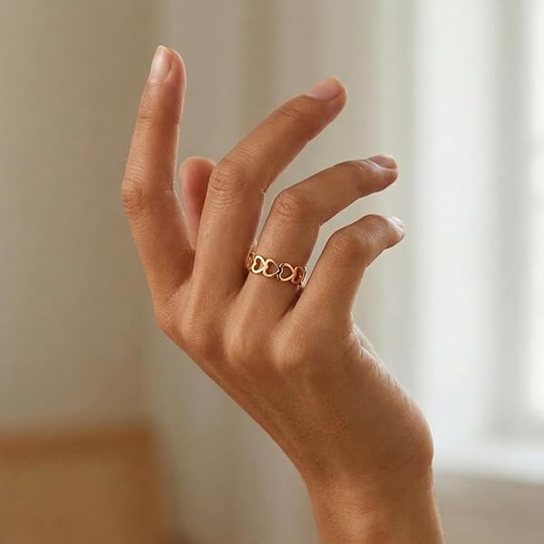 18K Gold Ring — Romantic Interlocking Hearts - Image 2